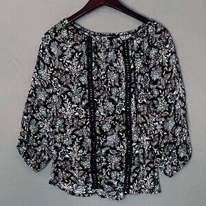 Adrienne Vittadini Black Embroidered Floral Blouse Women's Small Boho